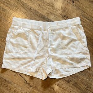 Caslon Women's Light Tan Striped Shorts
